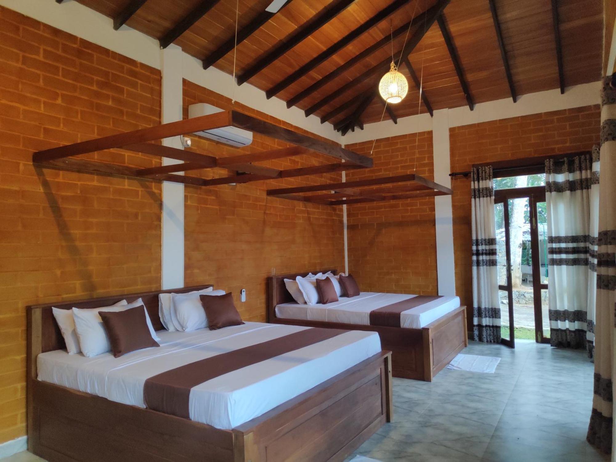 Pinnacle Pearl Hiriketiya Dickwella Exterior photo