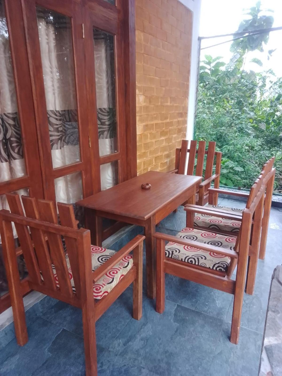 Pinnacle Pearl Hiriketiya Dickwella Exterior photo